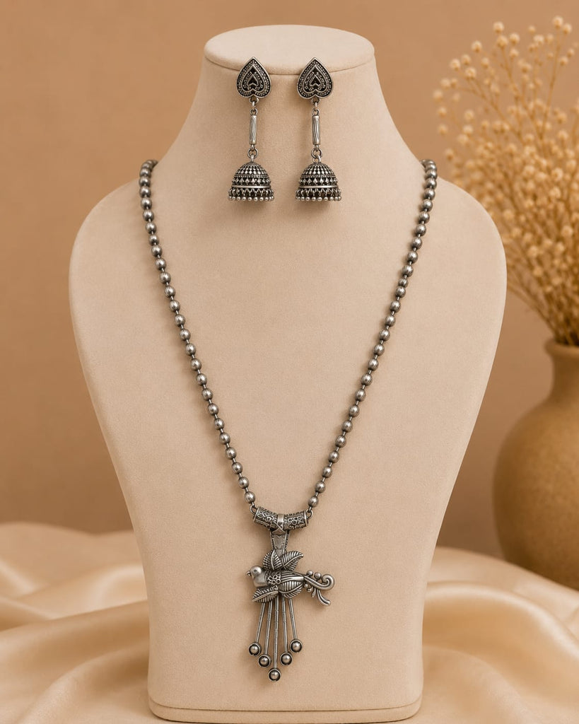 Vintage Bird Necklace Set