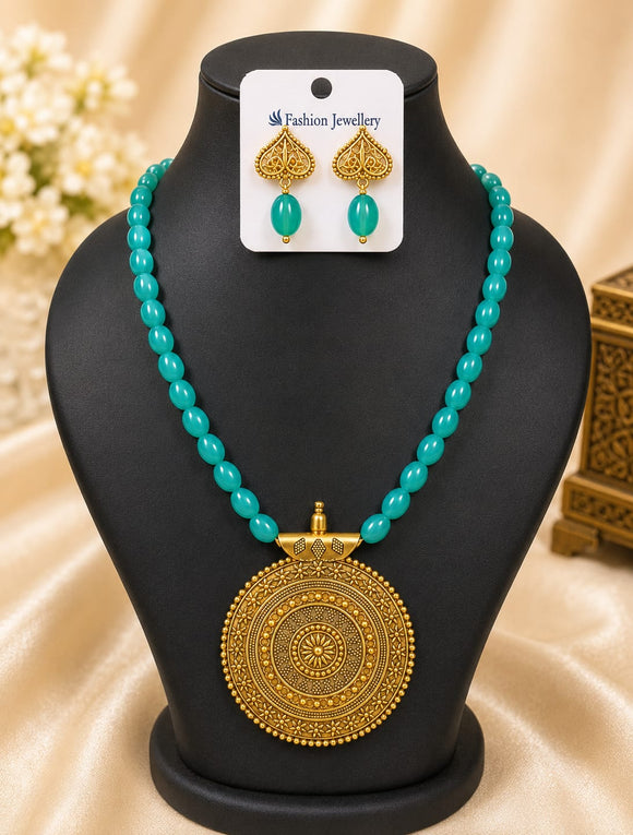 Royal Heritage Gold Pendant Necklace