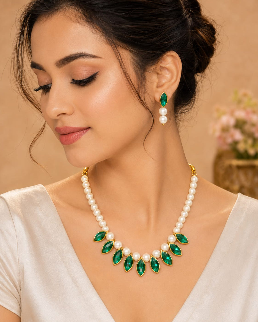 Royal Green Stone Pearl Jewellery Set